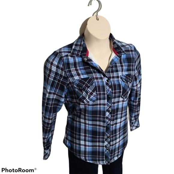 Lady Hathaway Plaid Button Down Flannel Sweater * - Picture 2 of 10